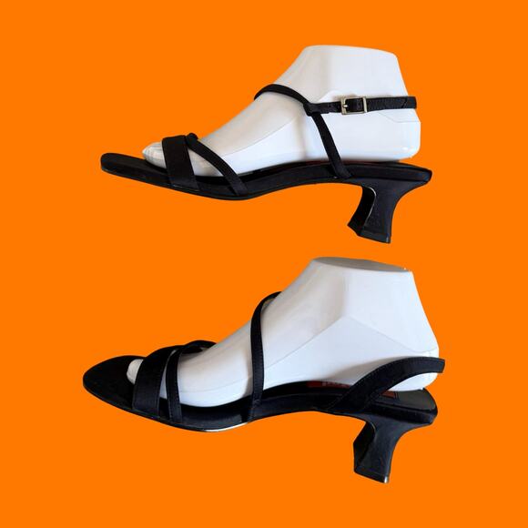 90's 00's vintage navy satin strappy y2k heels US Size 8 Kenneth Cole - Picture 6 of 6